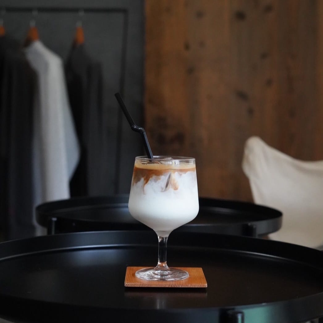 Post 4 by Apartment coffee door on Instagram (image)