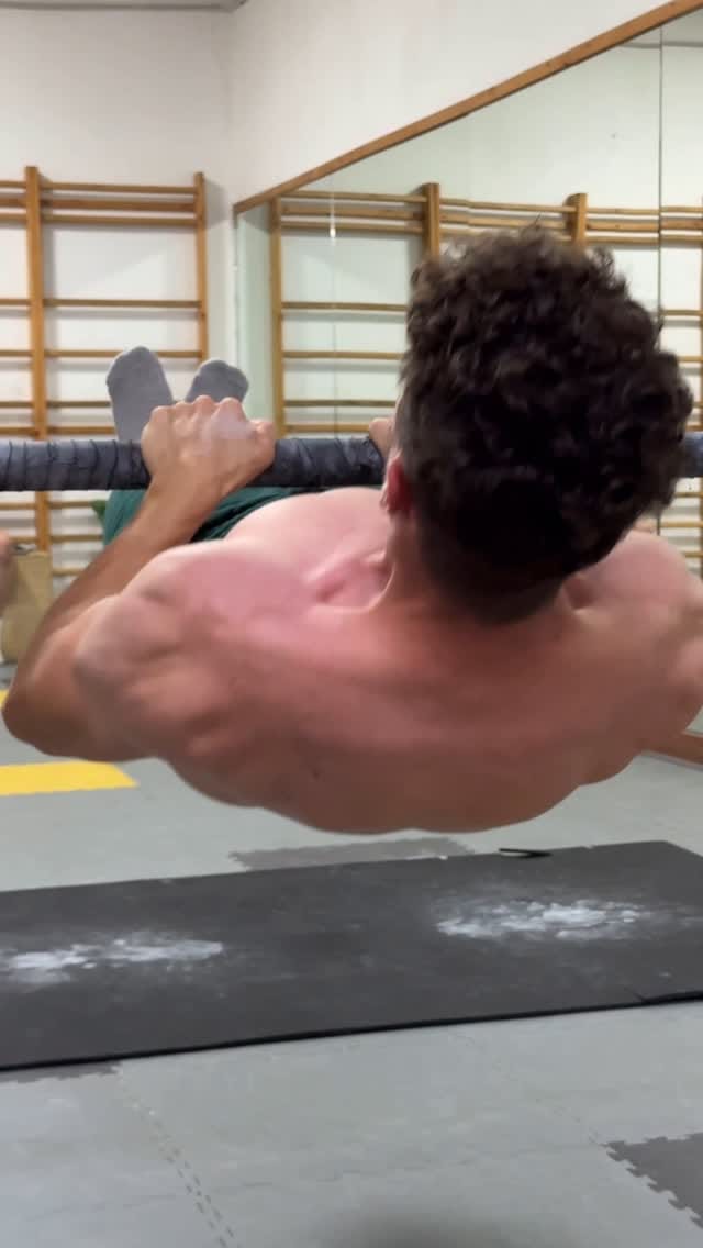Post 5 by Emanuele Majeli 🇮🇹 on Instagram (video)