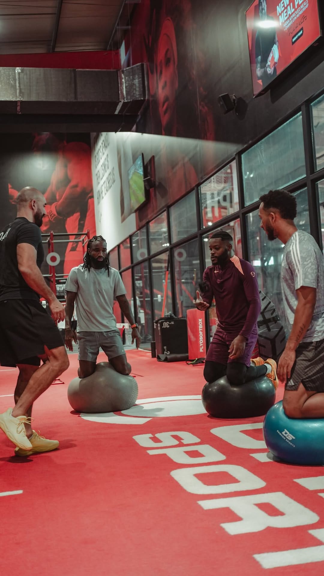 Post 1 by Ebosse Enzo on Instagram (video)