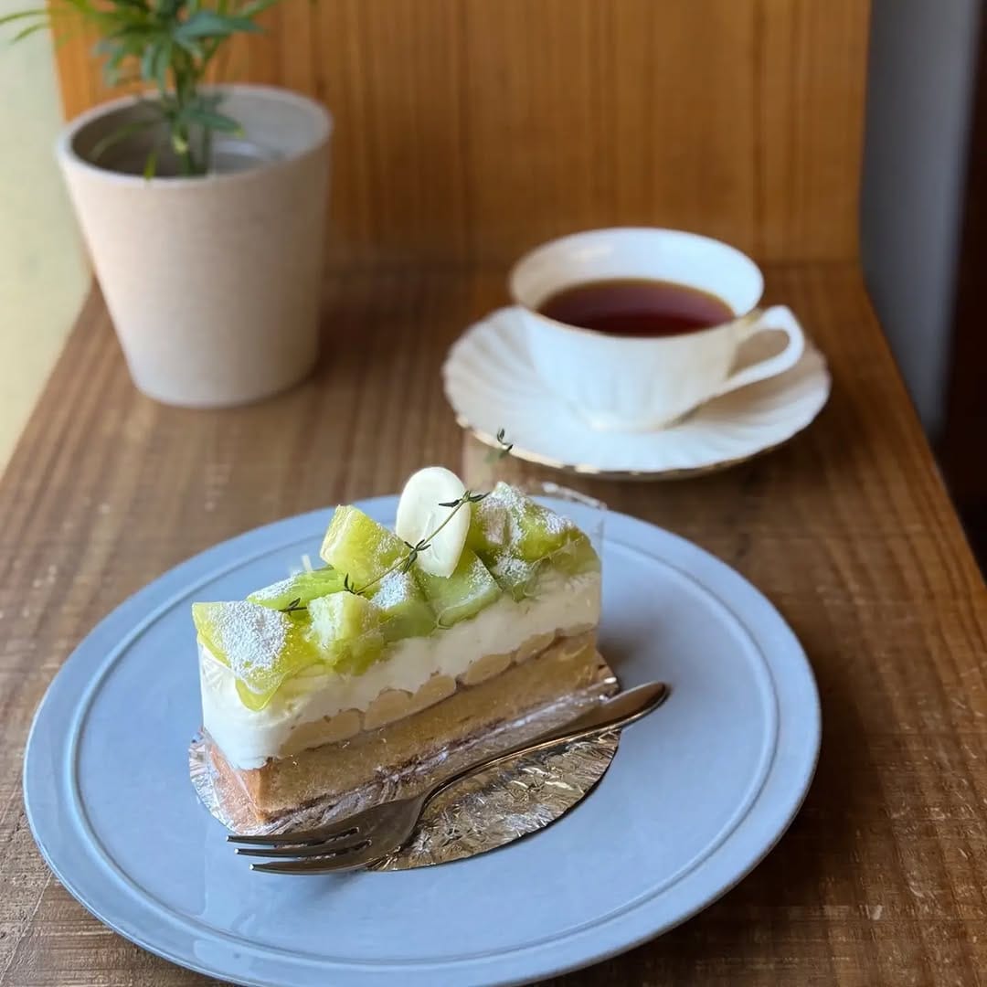 Post 8 by TOONBO CAFE on Instagram (image)