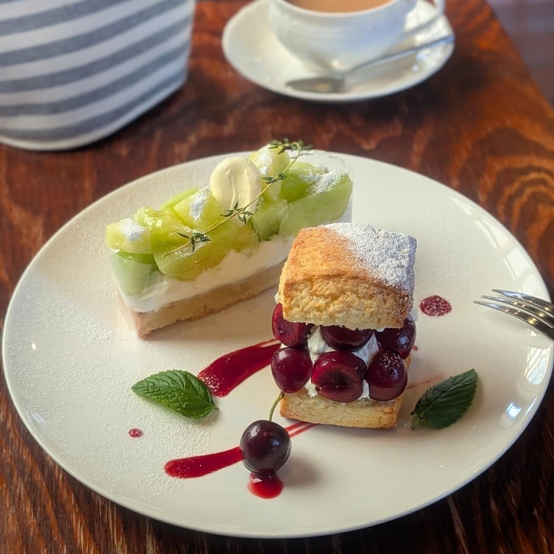 Post 7 by TOONBO CAFE on Instagram (image)