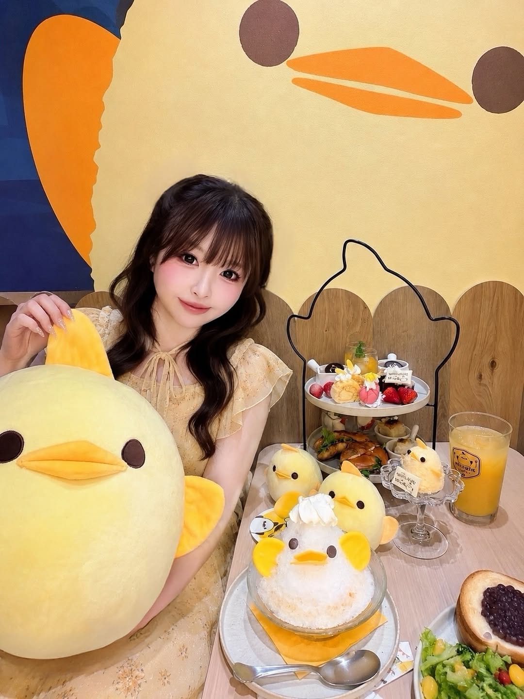 Post 3 by 名古屋アフタヌーンティーじゅり₍ᐢ‥ᐢ₎ 🤍🧋 on Instagram (carousel)