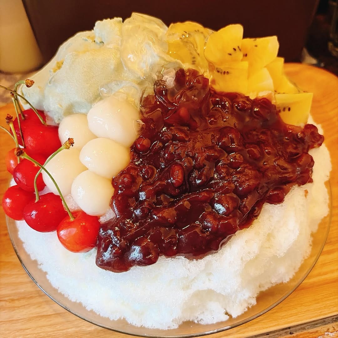 Post 6 by かき氷 薬膳スープ 美生 on Instagram (carousel)