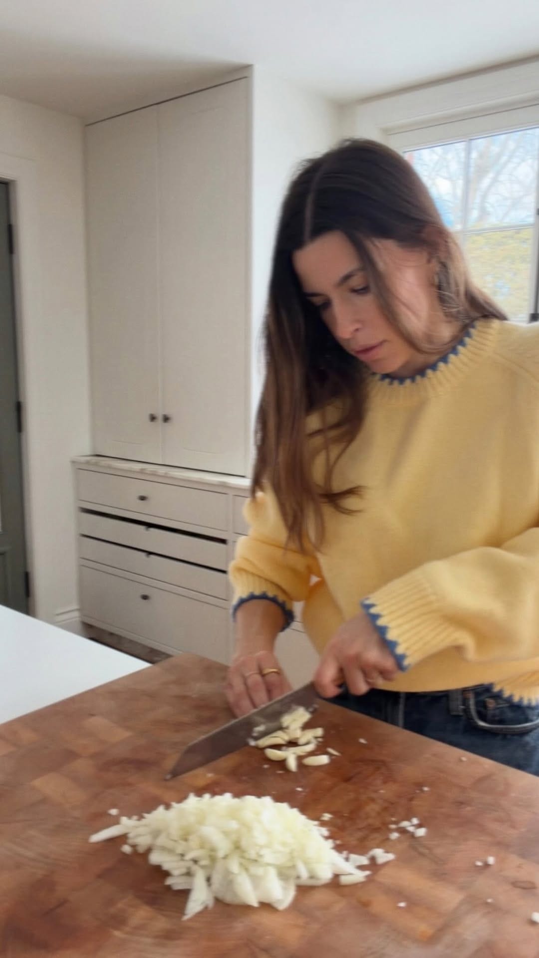 Post 1 by L'Émouleur, lames japonaises d'exception on Instagram (video)