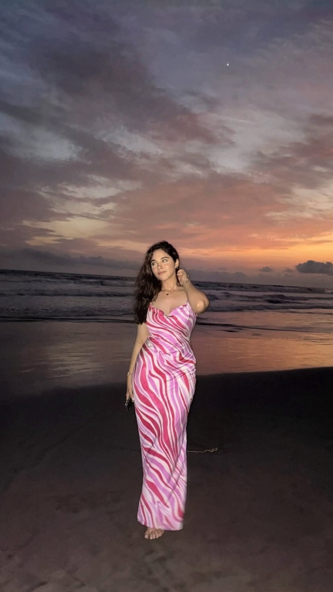 Post 5 by Priya Dora on Instagram (video)