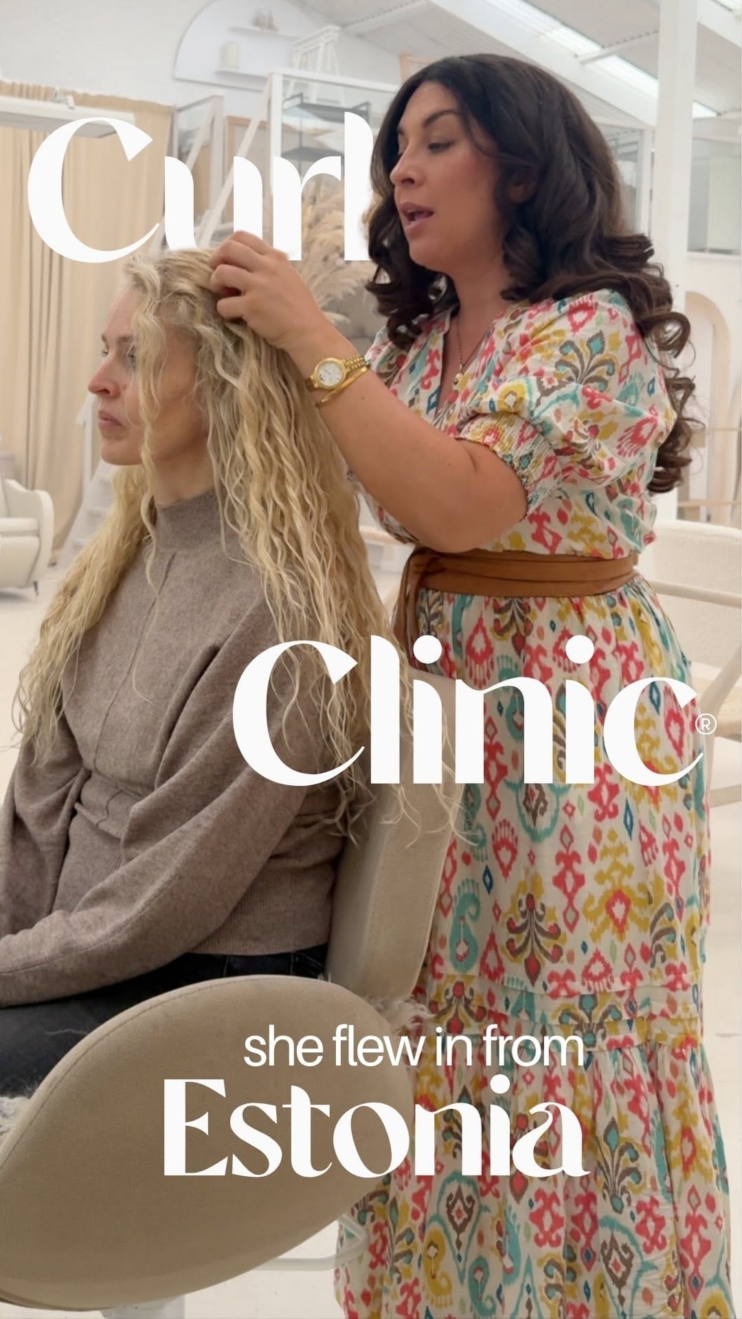 Post 5 by Gabriella | CURL MAVEN®️ on Instagram (video)