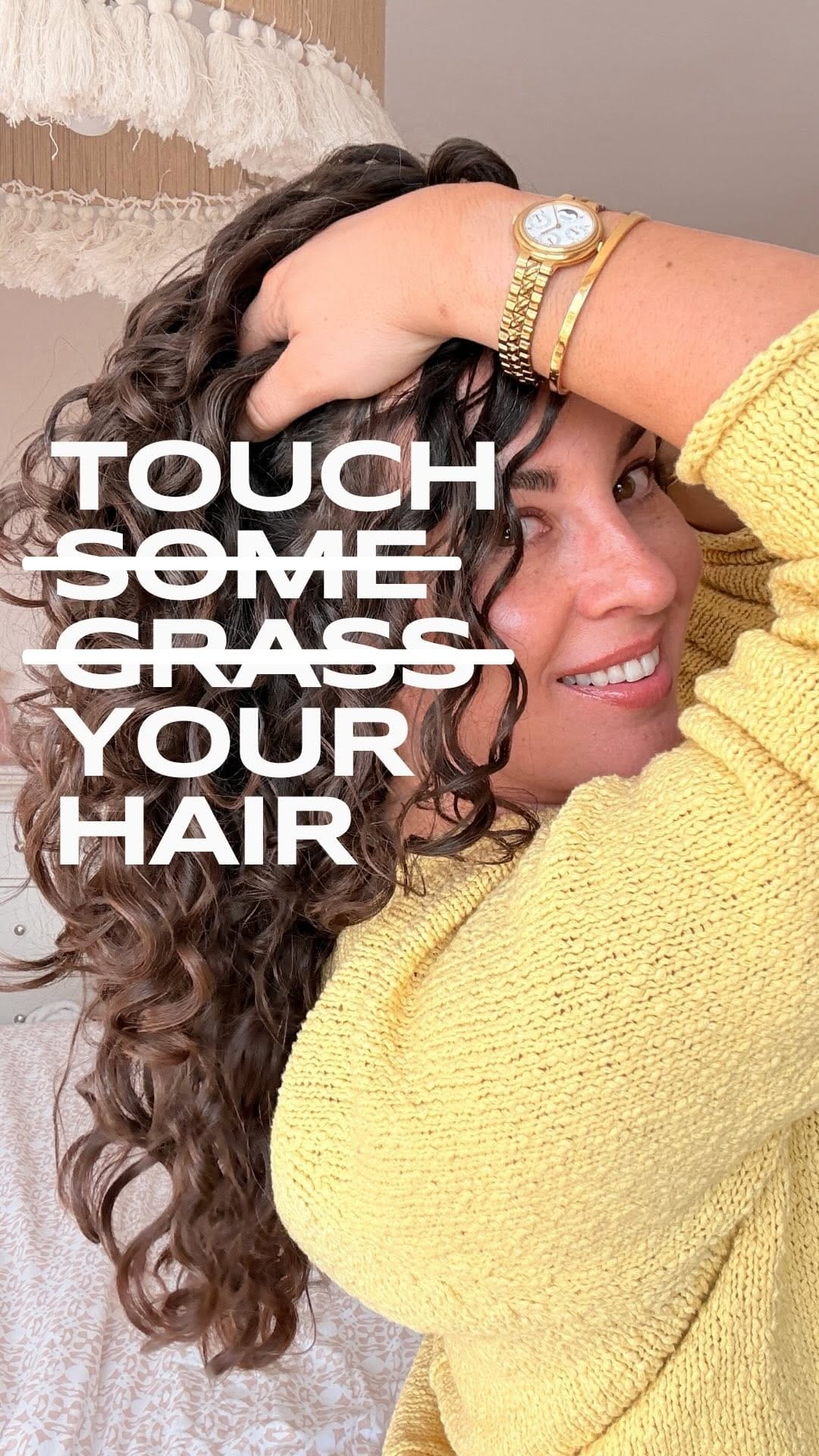 Post 7 by Gabriella | CURL MAVEN®️ on Instagram (video)