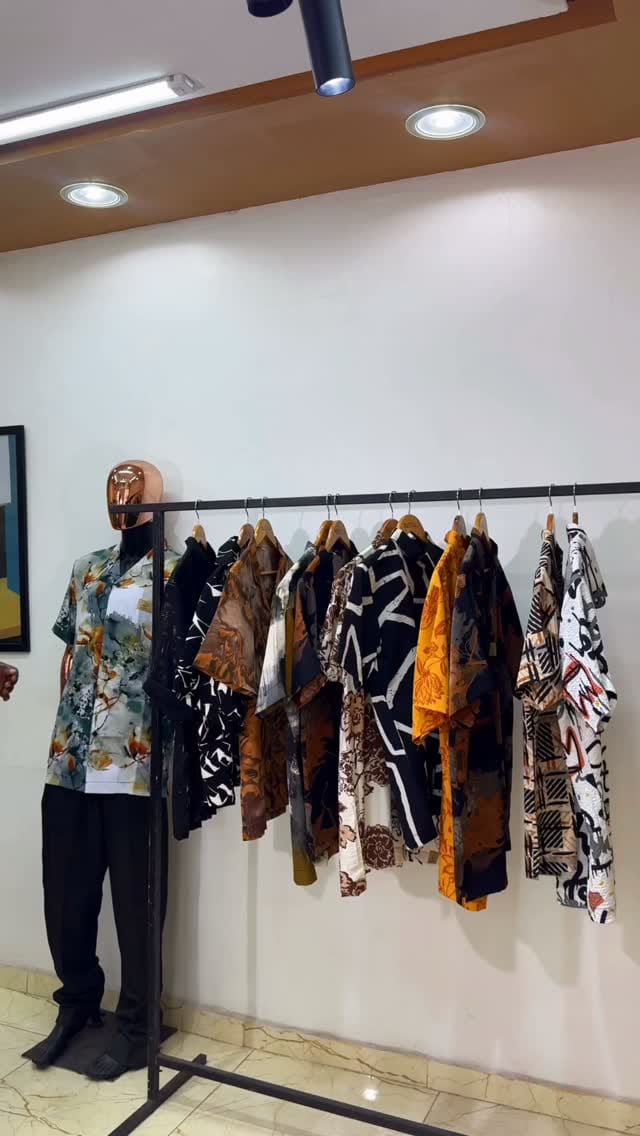 Post 7 by The I N S T A L L BRAND | FASHION BRAND on Instagram (video)