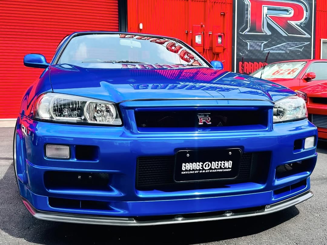 Post 6 by GARAGE  DEFEND on Instagram (carousel)