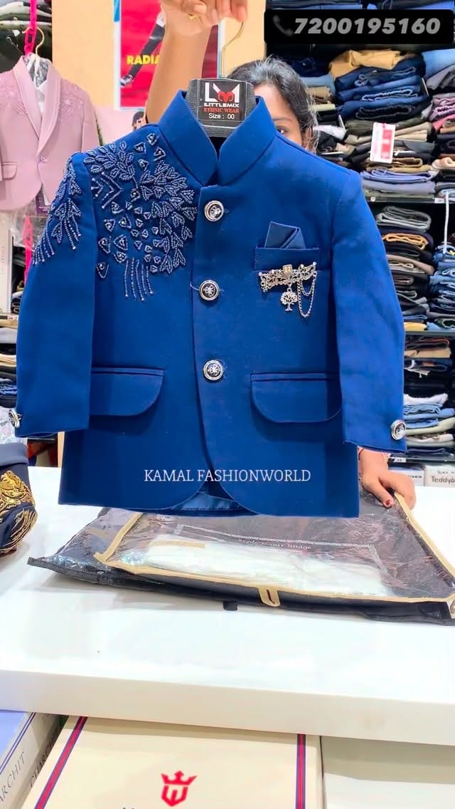 Post 6 by Kamal Fashion World on Instagram (video)