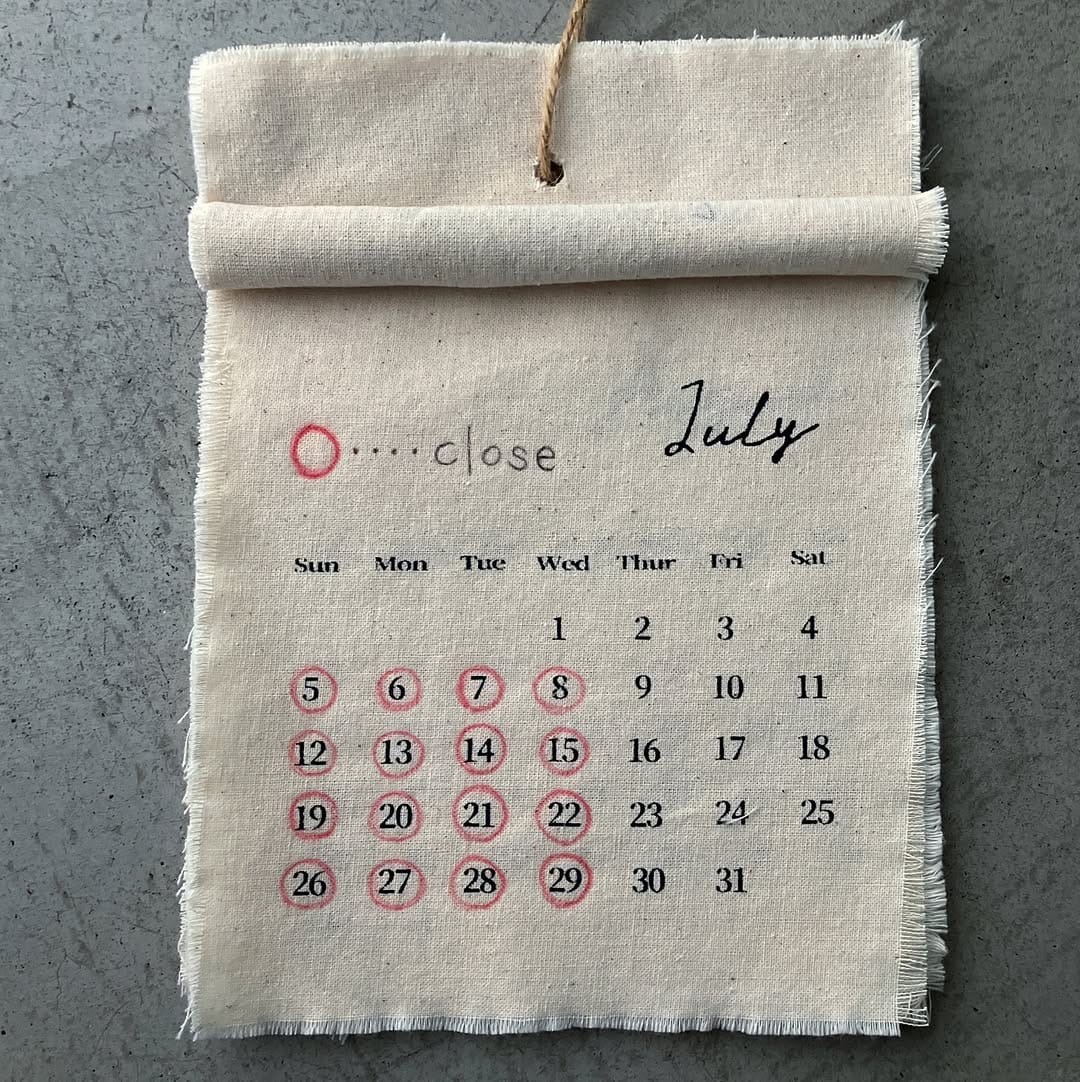 Post 3 by niina -biscuit marché- on Instagram (image)