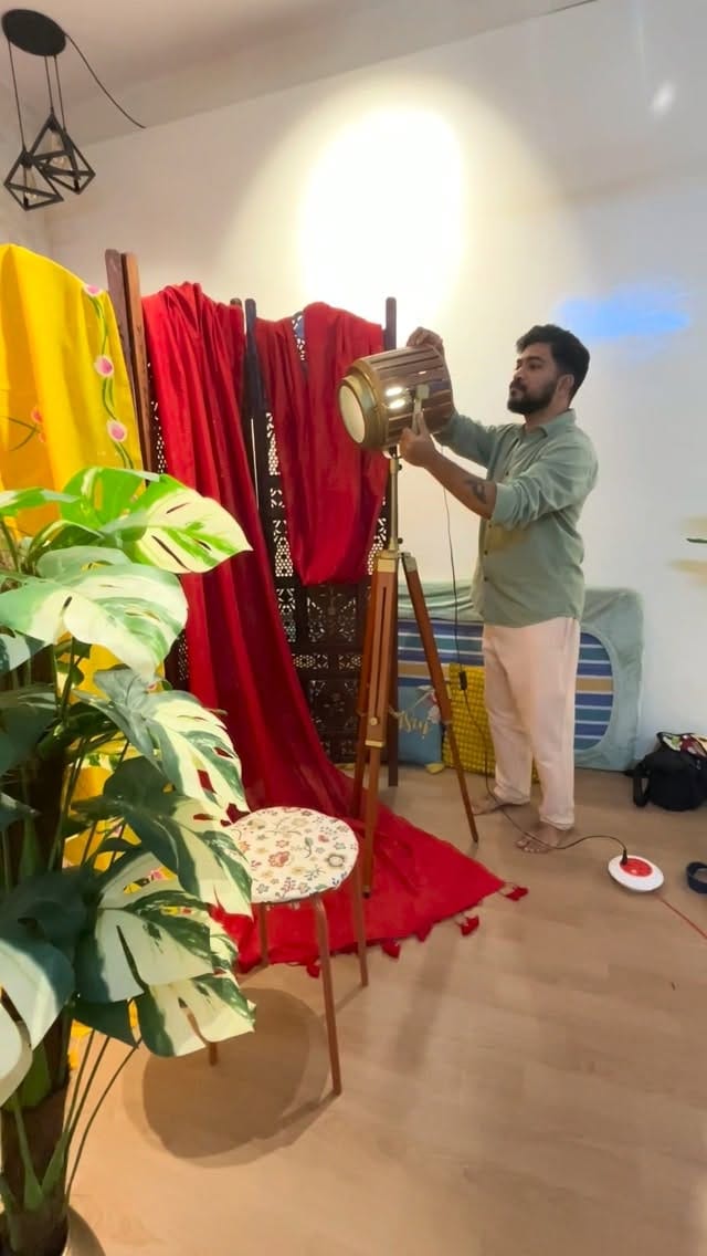 Post 2 by Poshaaq By श्वेता शिंदे 🦉🌻 on Instagram (video)