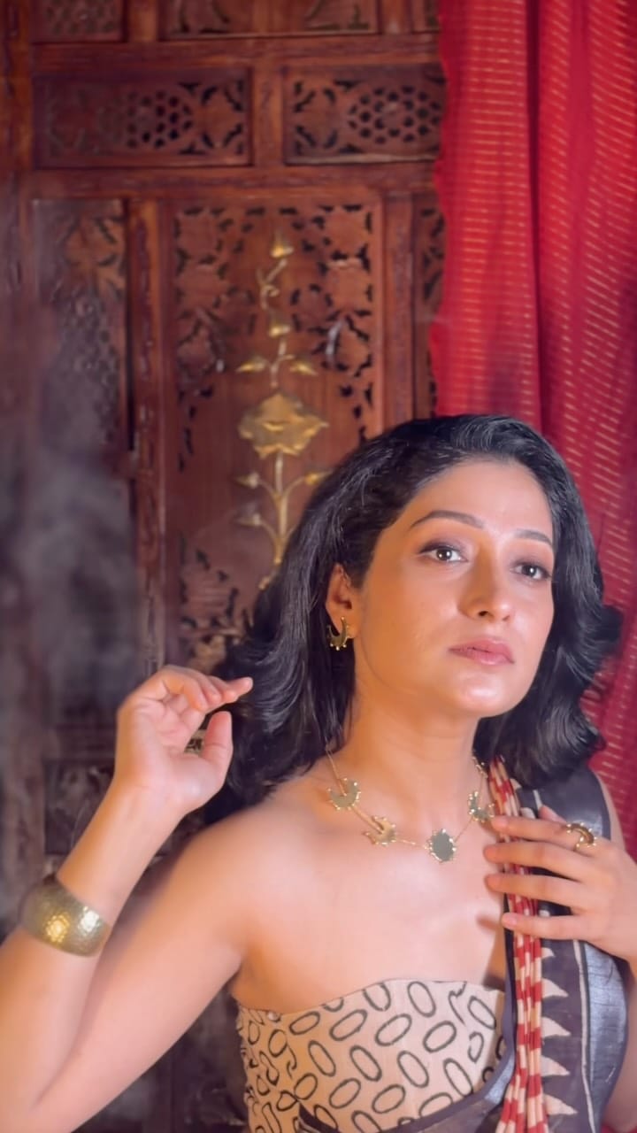 Post 7 by Poshaaq By श्वेता शिंदे 🦉🌻 on Instagram (video)