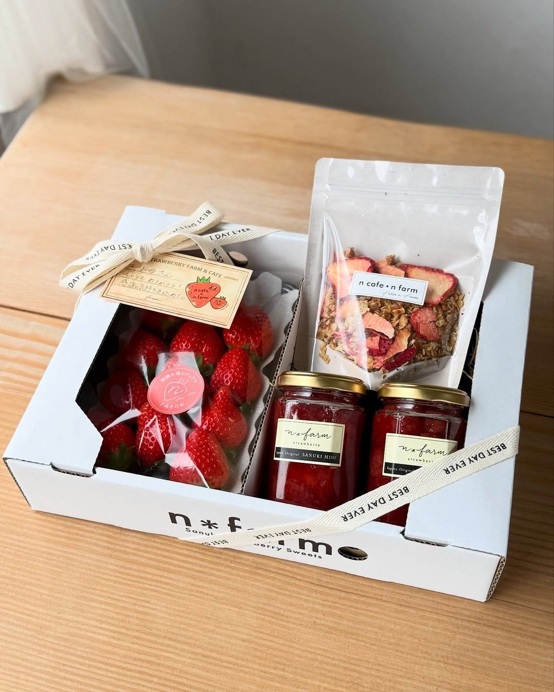 Post 5 by n  cafe＊n farm 🍓いちご農家のカフェ🍓 on Instagram (carousel)