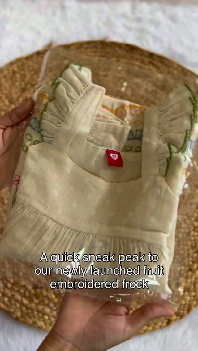 Post 6 by Little Smile on Instagram (video)