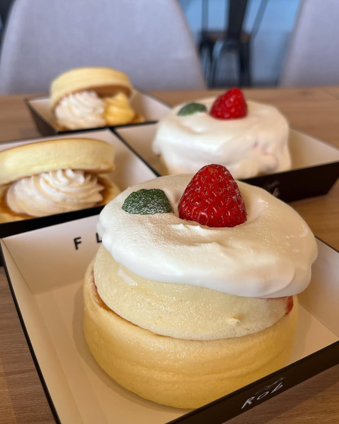 Post 10 by cafeRob 福知山店【カフェロブ】福知山パンケーキ/京都カフェ on Instagram (carousel)