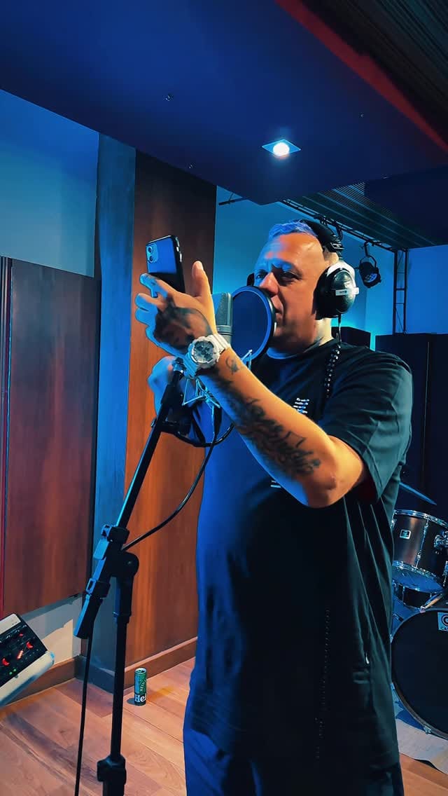Post 6 by MANO FLER on Instagram (video)