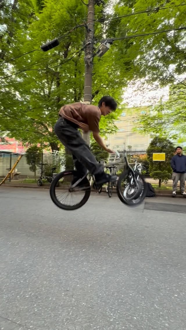 Post 4 by W-BASE BICYCLE GARAGE on Instagram (video)