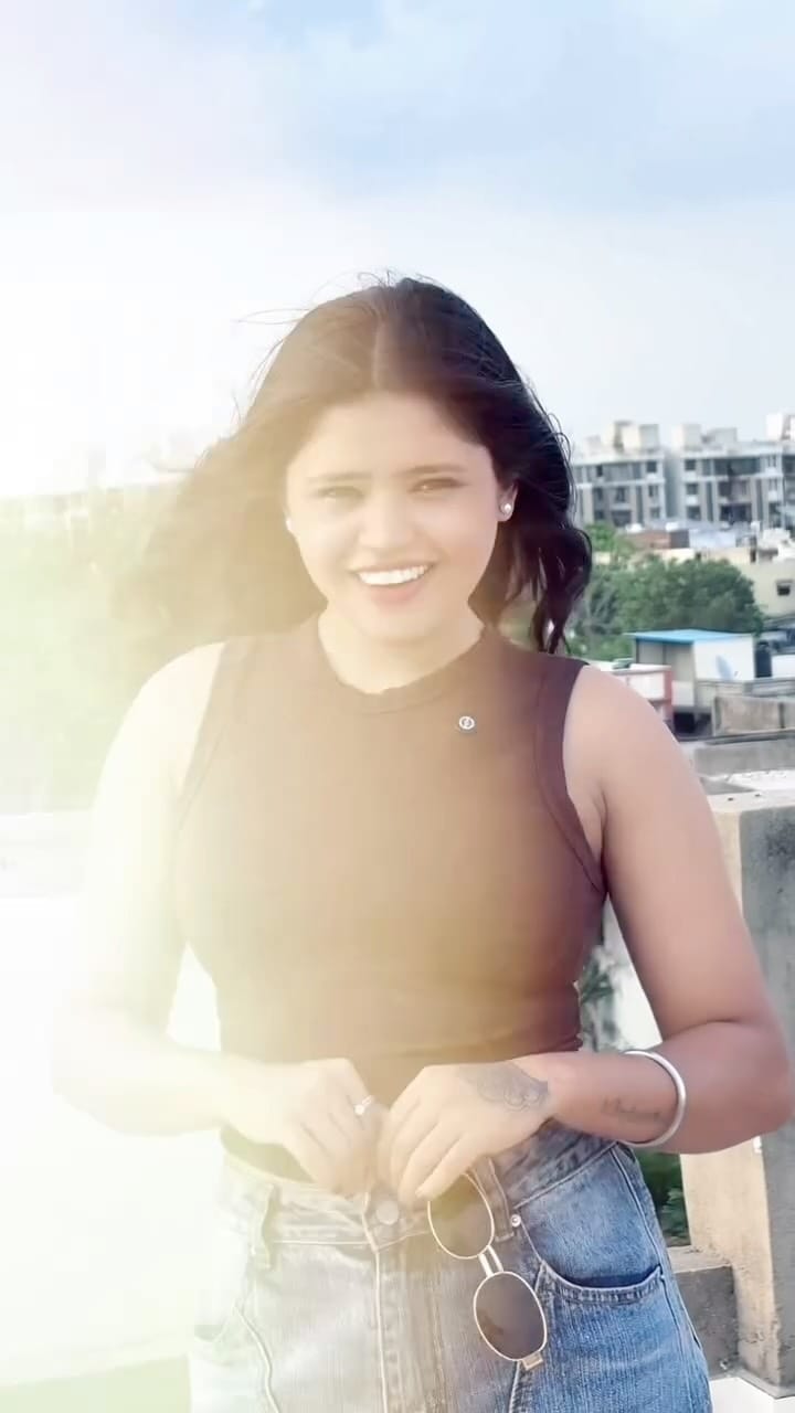 Post 3 by فاندانا 🌸 on Instagram (video)