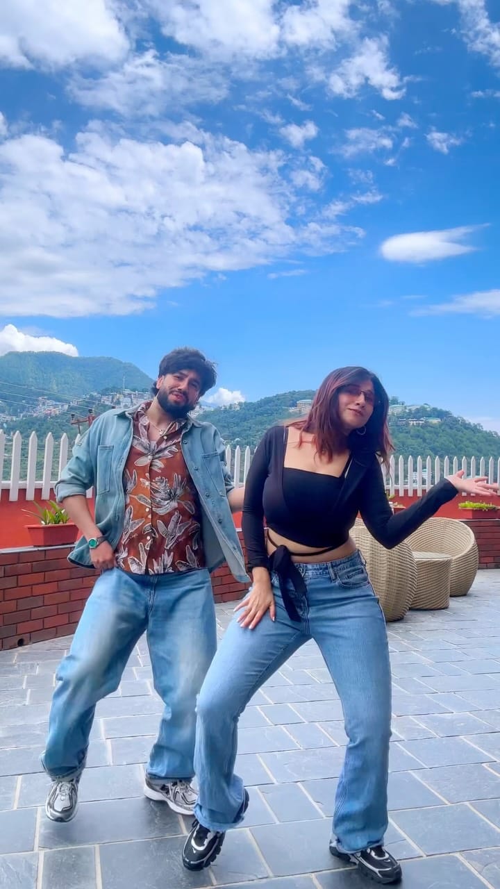 Post 5 by Gaurav Thukral on Instagram (video)