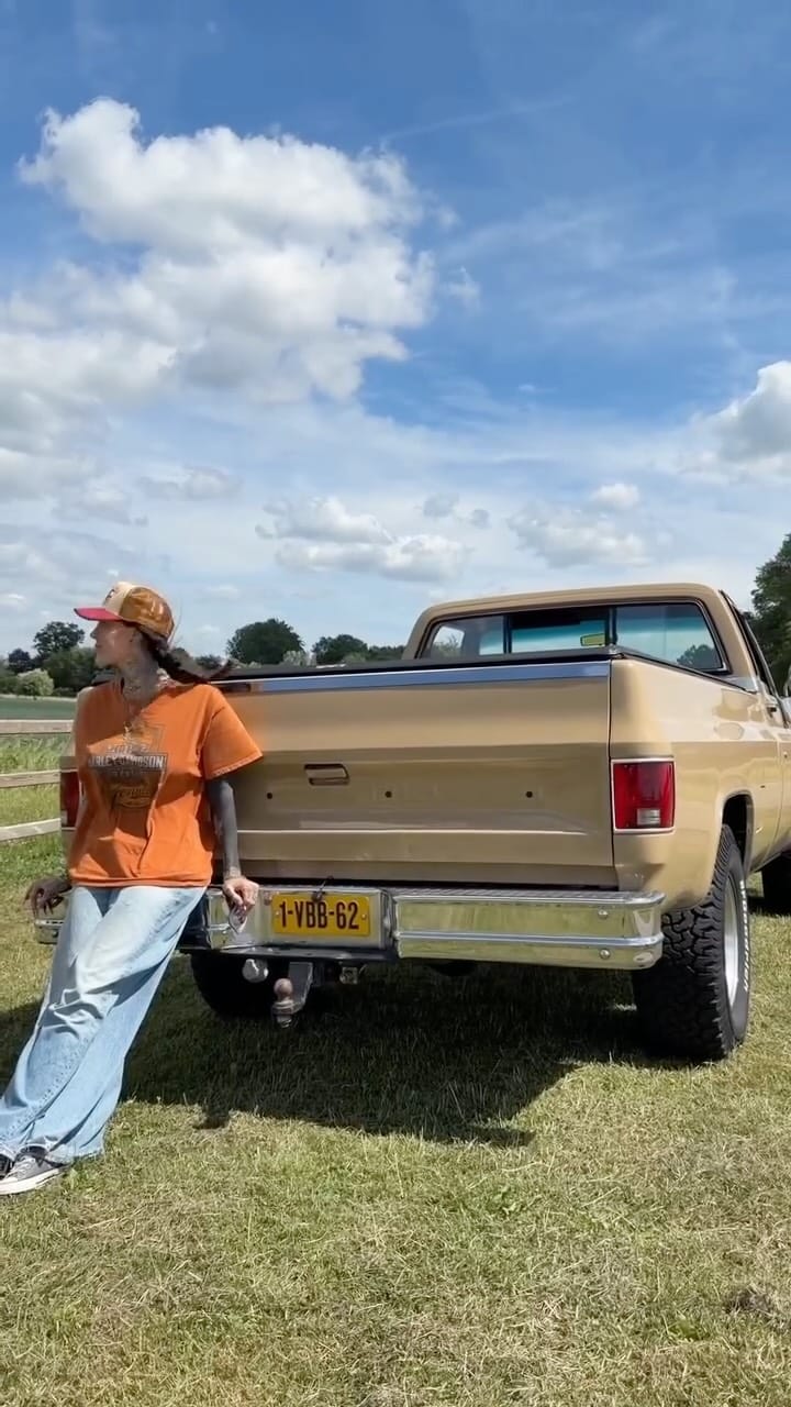 Post 1 by Jessie Bosch on Instagram (video)