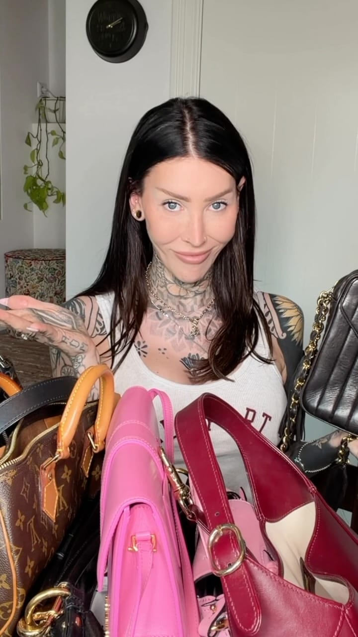Post 2 by Jessie Bosch on Instagram (video)