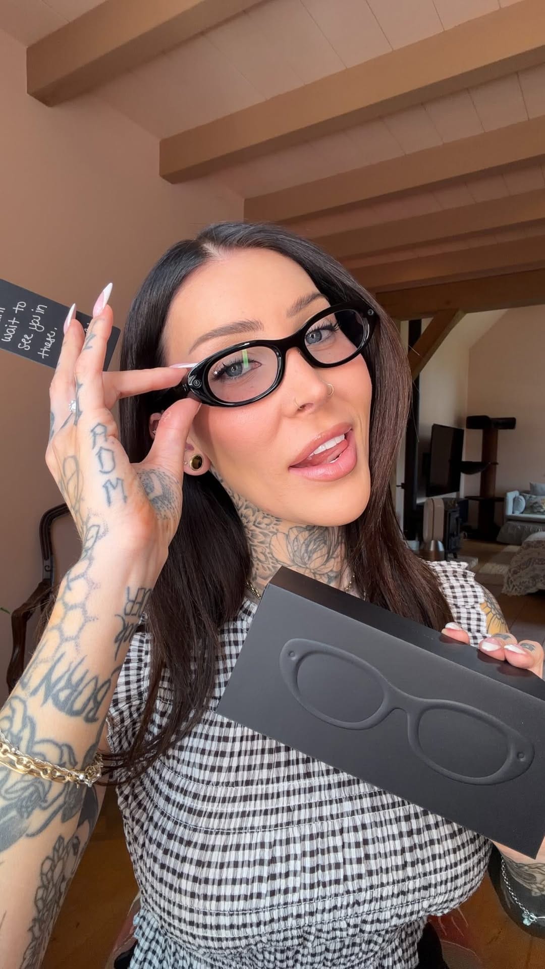 Post 4 by Jessie Bosch on Instagram (video)