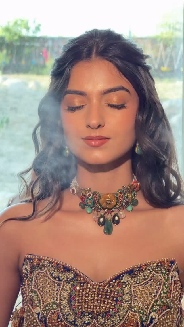 Post 2 by Rinkupatel Artist on Instagram (video)