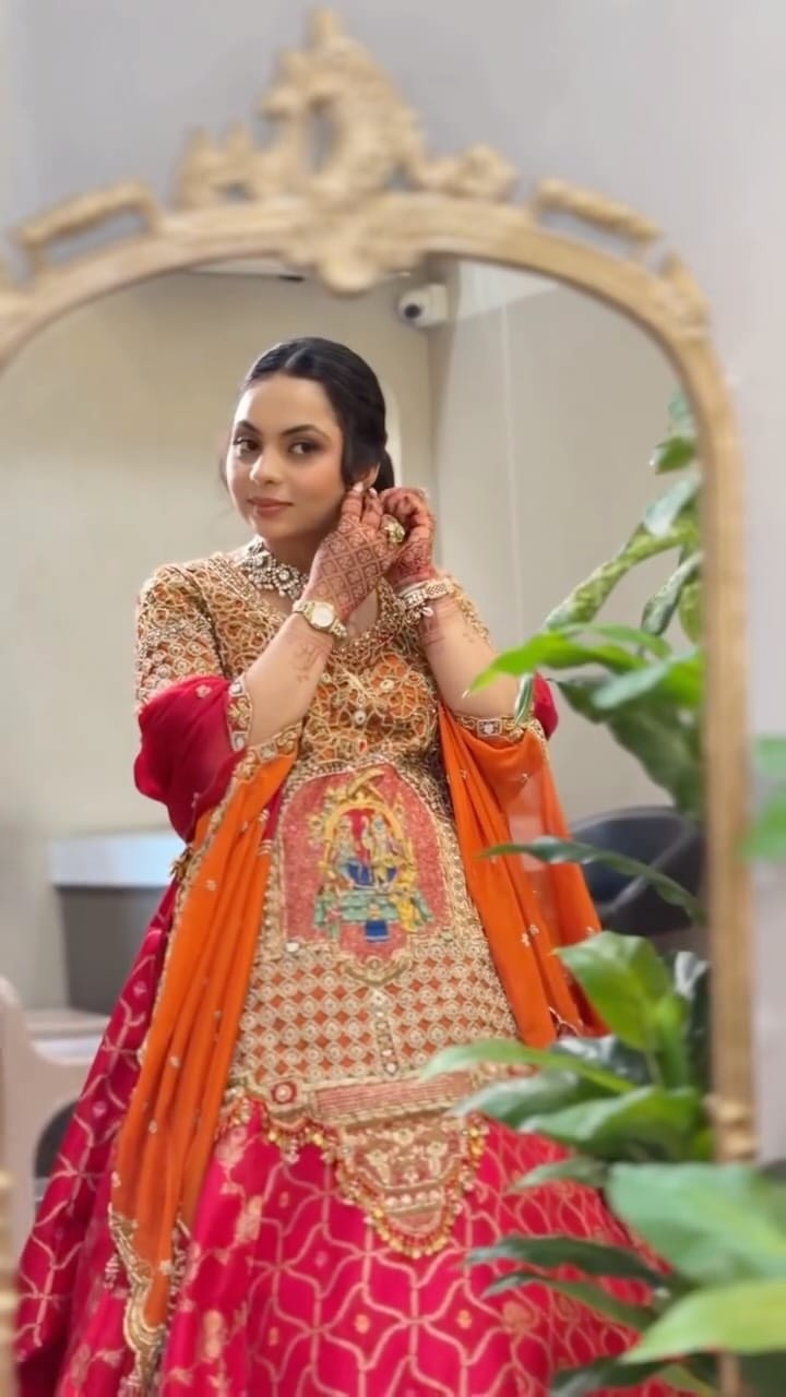 Post 7 by Rinkupatel Artist on Instagram (video)