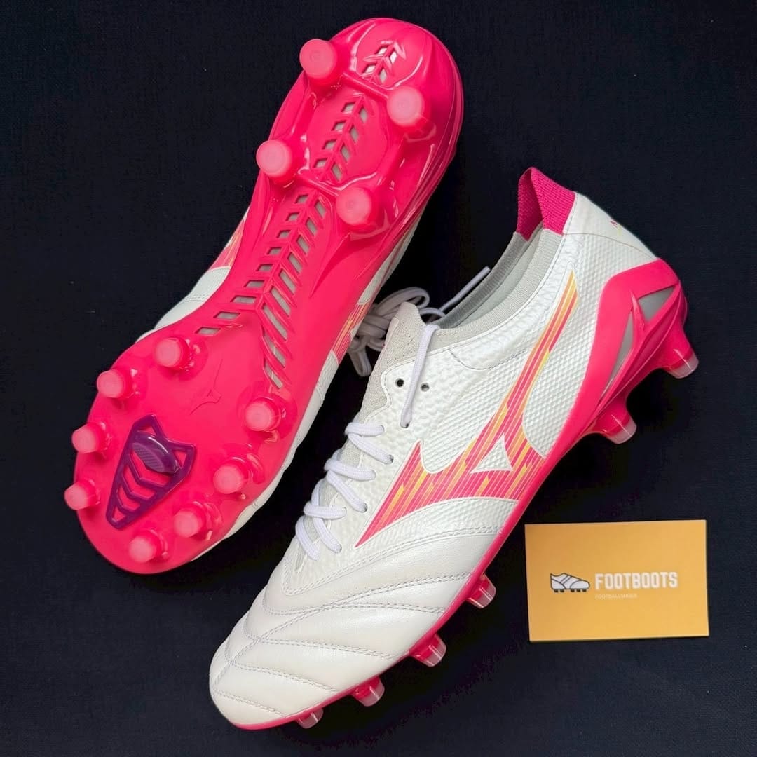 Post 6 by FOOT BOOTS【フットブーツ】サッカースパイク on Instagram (carousel)