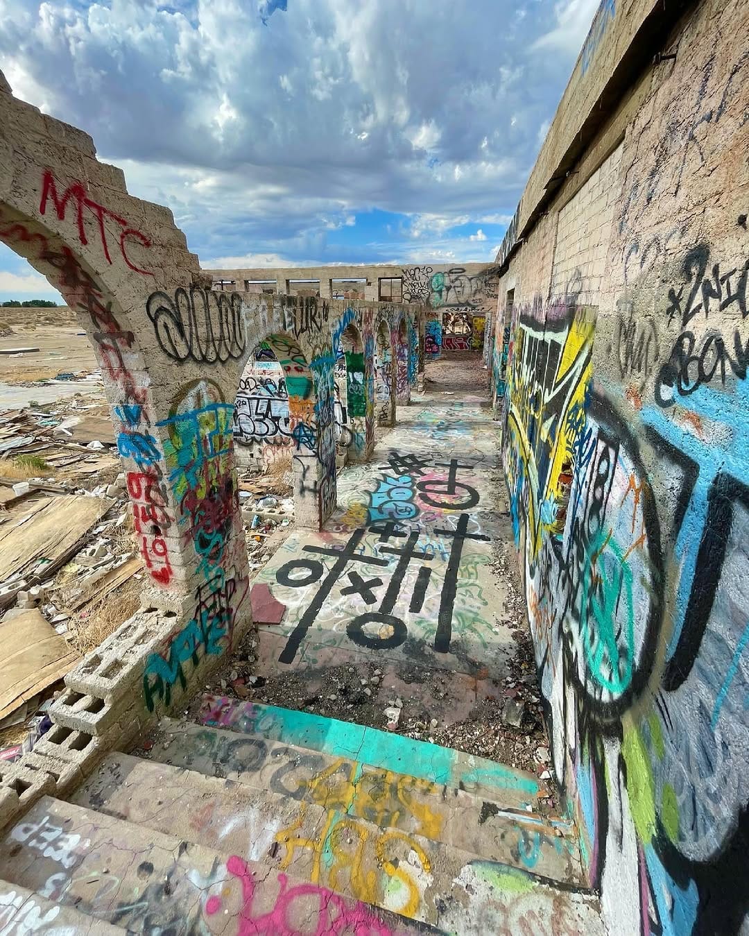 Post 10 by @urbexwonderland on Instagram (image)