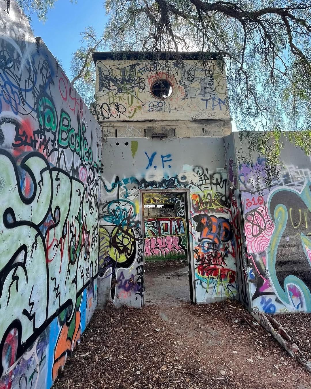 Post 5 by @urbexwonderland on Instagram (image)