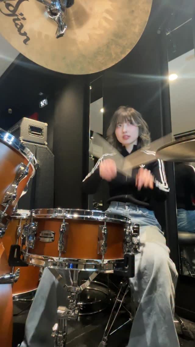 Post 8 by ＮＡＧＩＳＡ on Instagram (video)