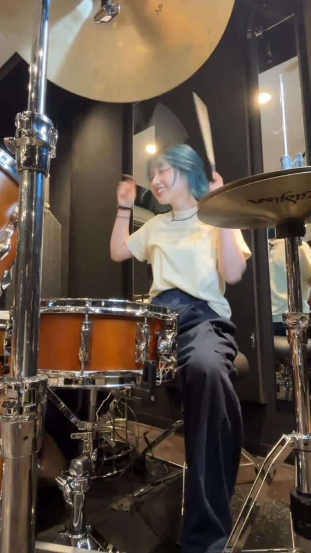 Post 3 by ＮＡＧＩＳＡ on Instagram (video)