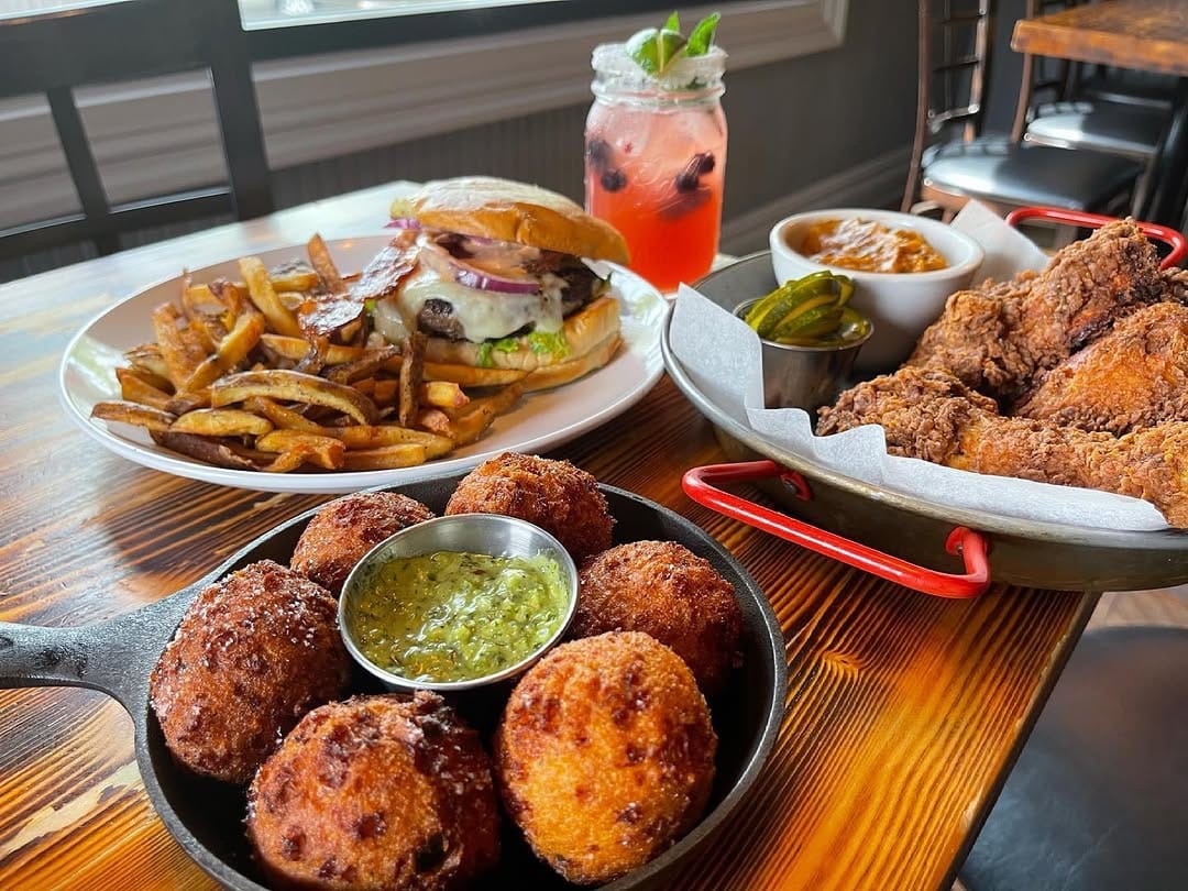Post 5 by The Bayou Bethlehem on Instagram (image)