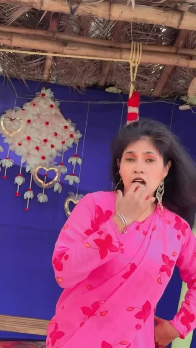 Post 6 by Aasha Sarangi on Instagram (video)