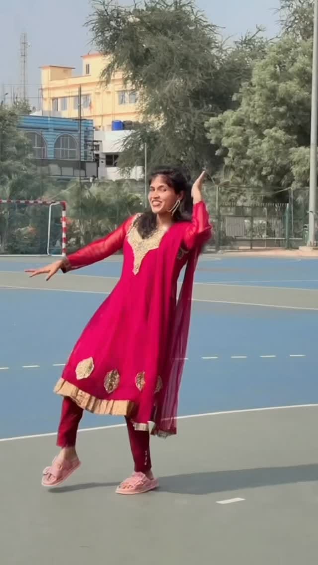 Post 7 by Aasha Sarangi on Instagram (video)