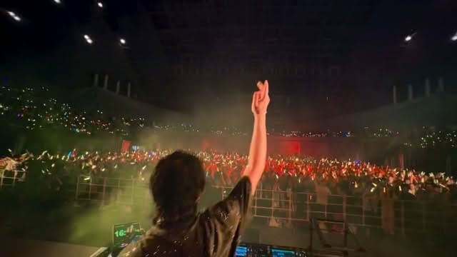 Post 7 by TeddyLoid on Instagram (video)