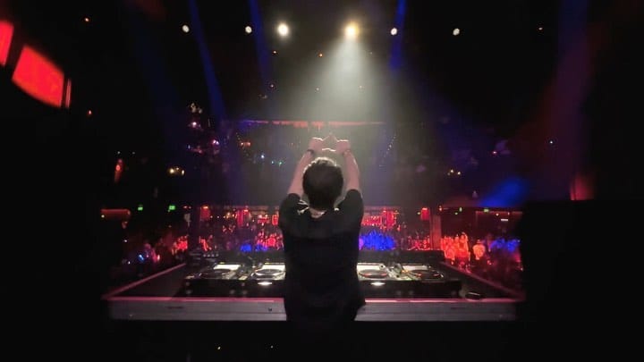 Post 9 by TeddyLoid on Instagram (video)