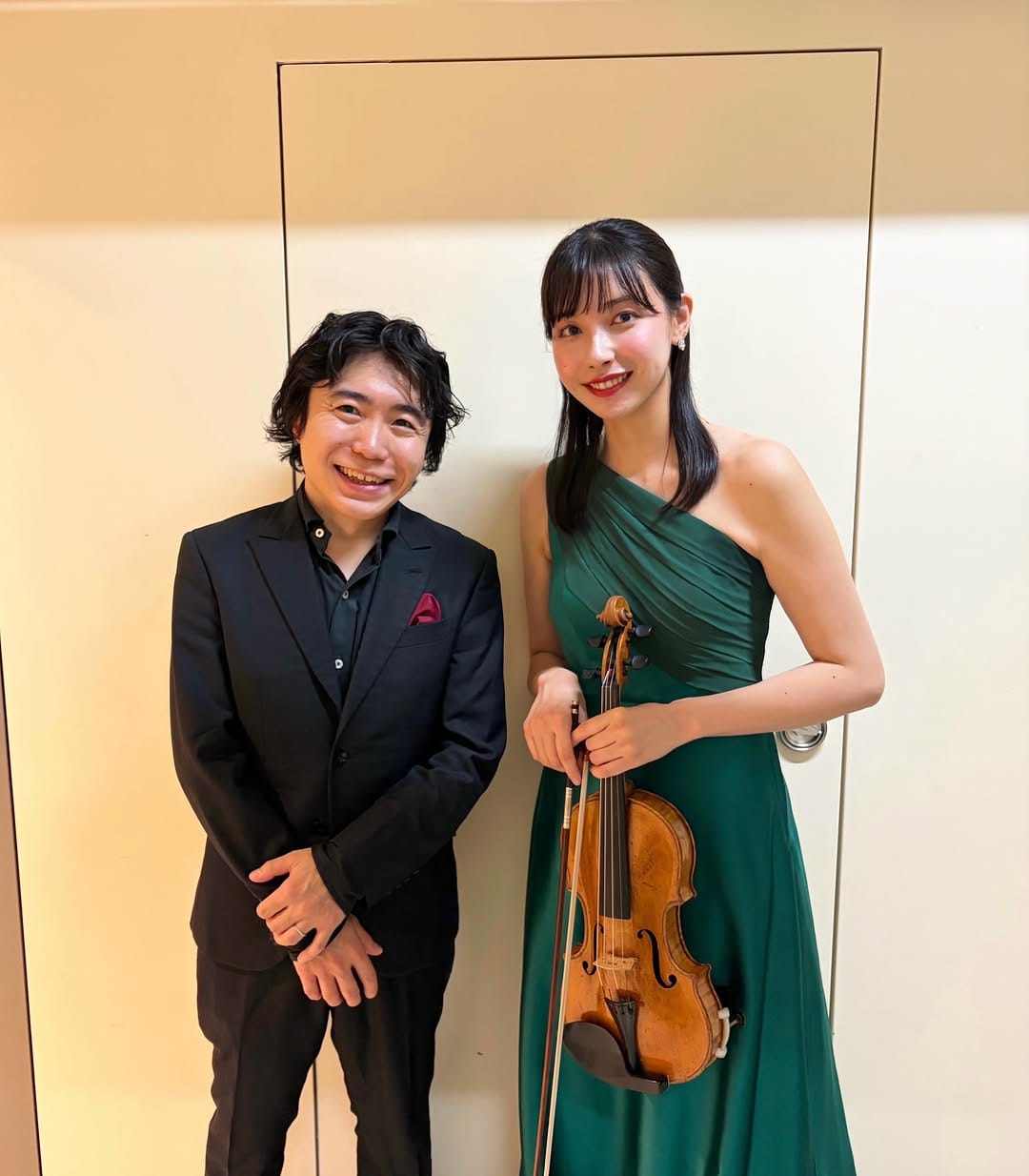 Post 1 by Rio Arai 荒井里桜 on Instagram (carousel)