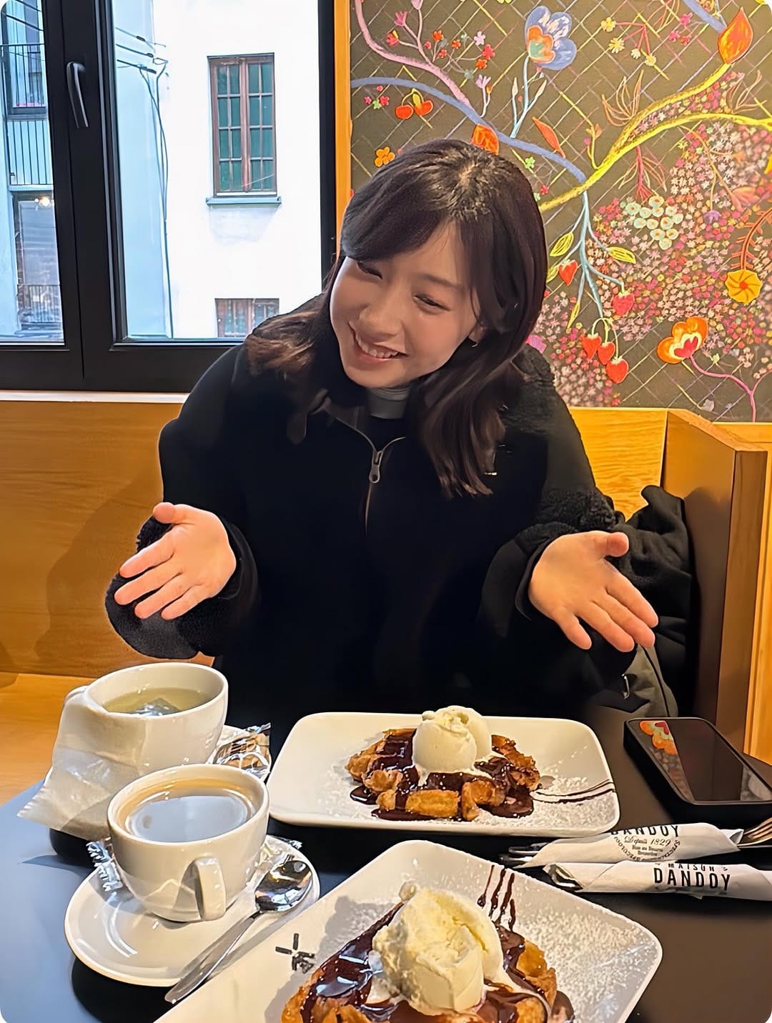 Post 7 by Rio Arai 荒井里桜 on Instagram (carousel)