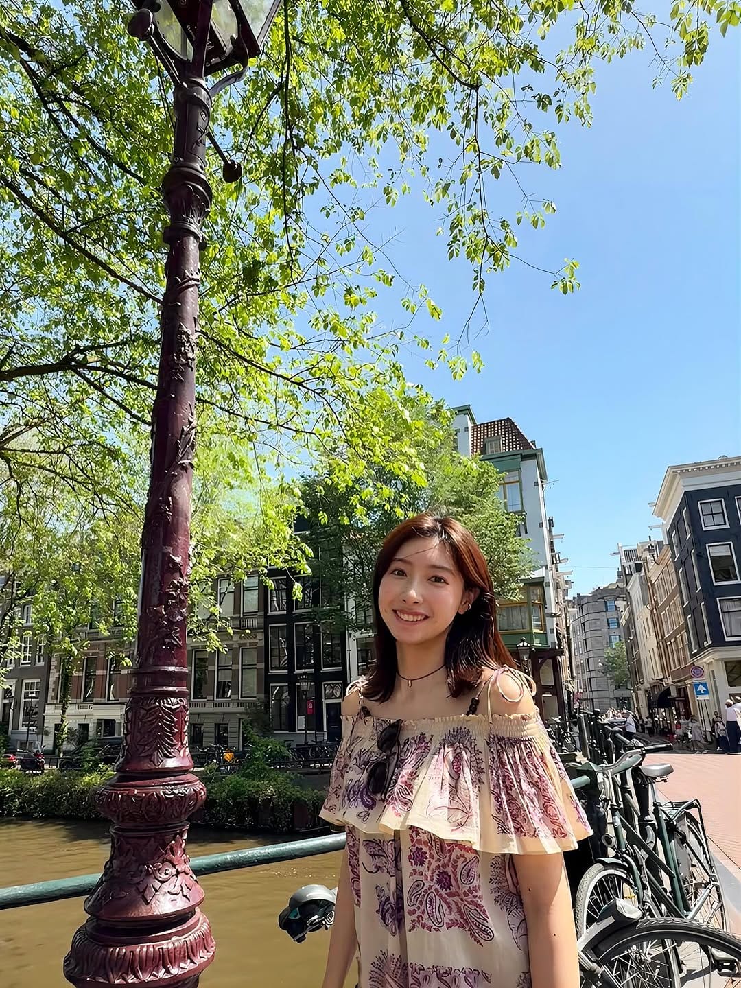 Post 4 by Rio Arai 荒井里桜 on Instagram (carousel)