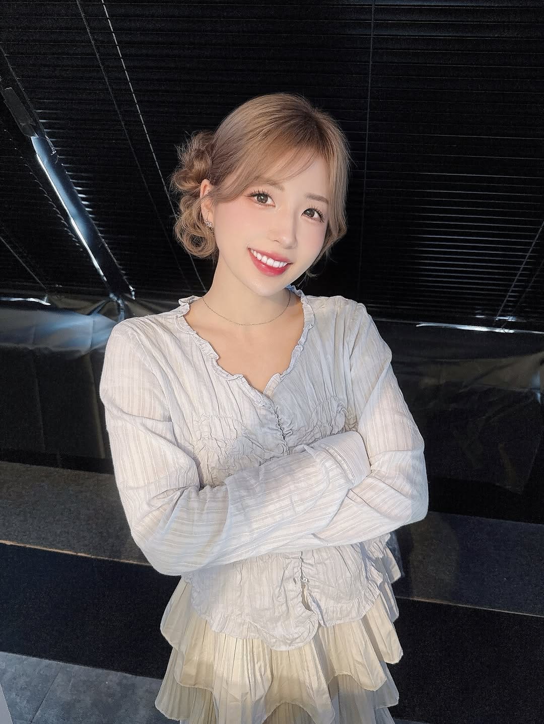 Post 2 by 𝐊𝐚𝐡𝐨 on Instagram (carousel)