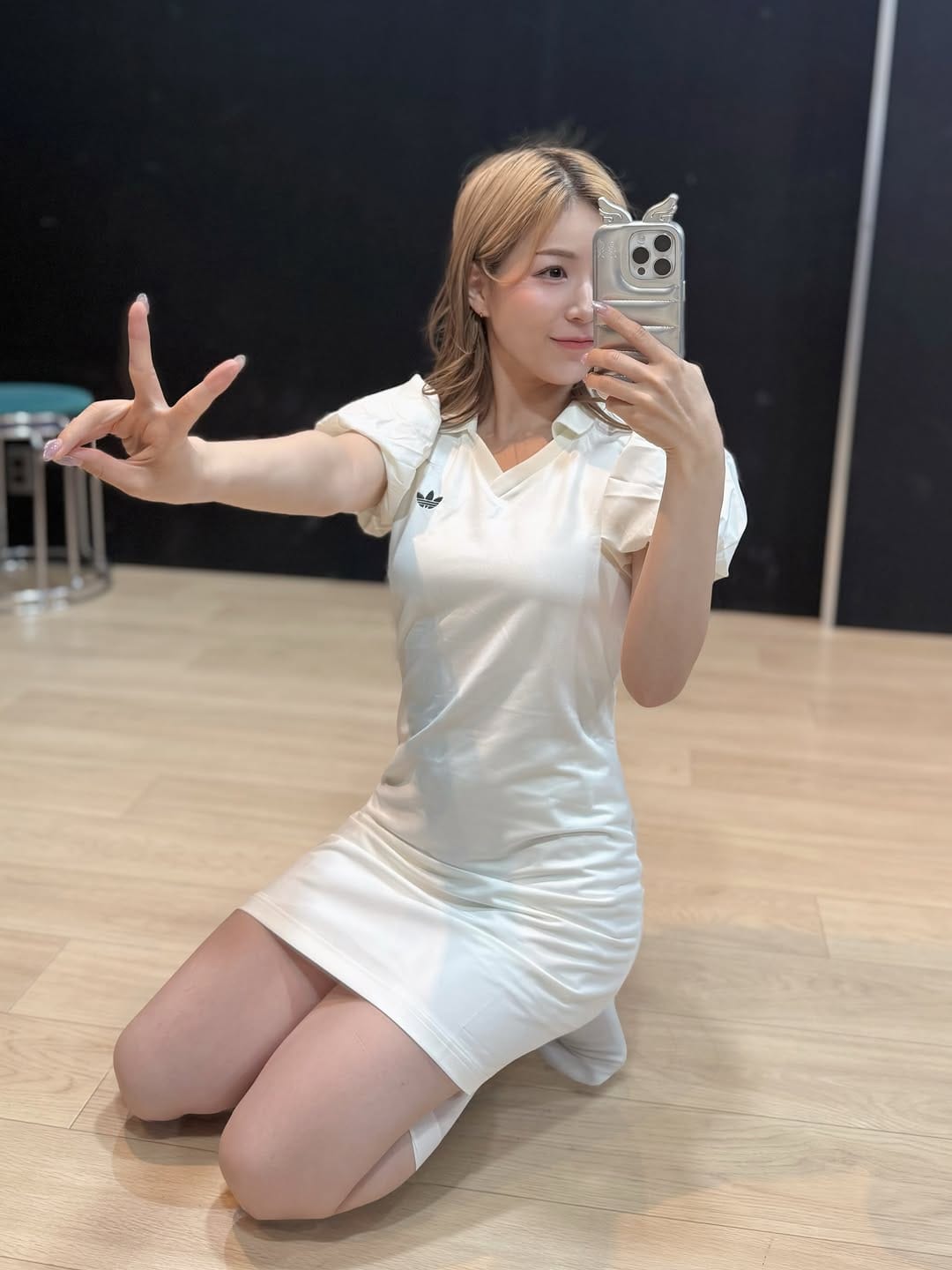 Post 4 by 𝐊𝐚𝐡𝐨 on Instagram (carousel)