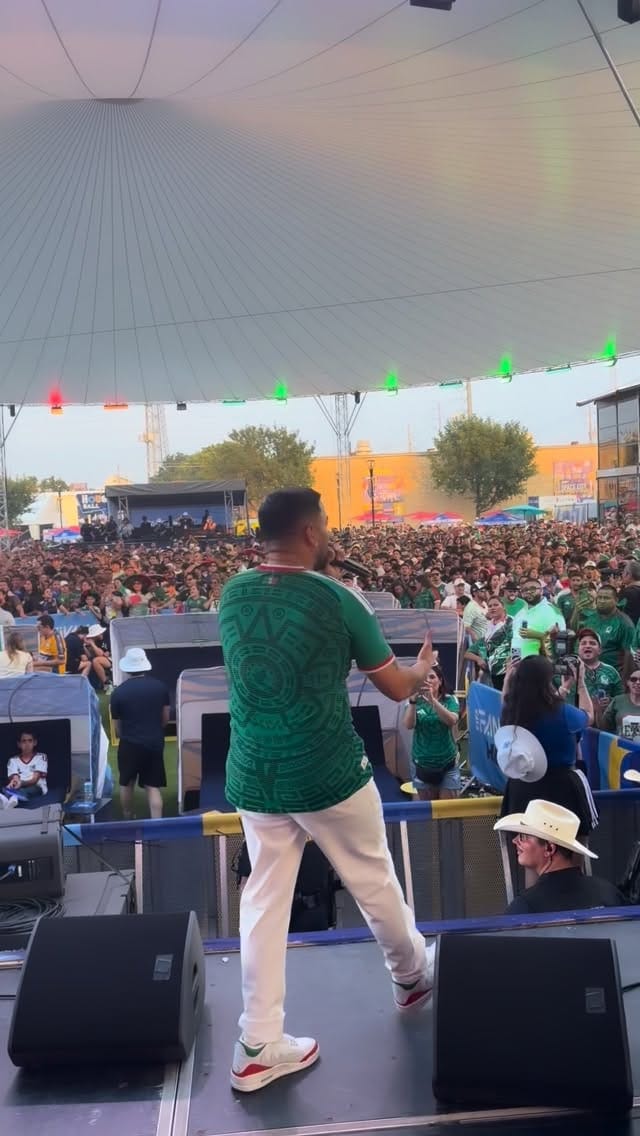 Post 6 by Frankie J on Instagram (video)