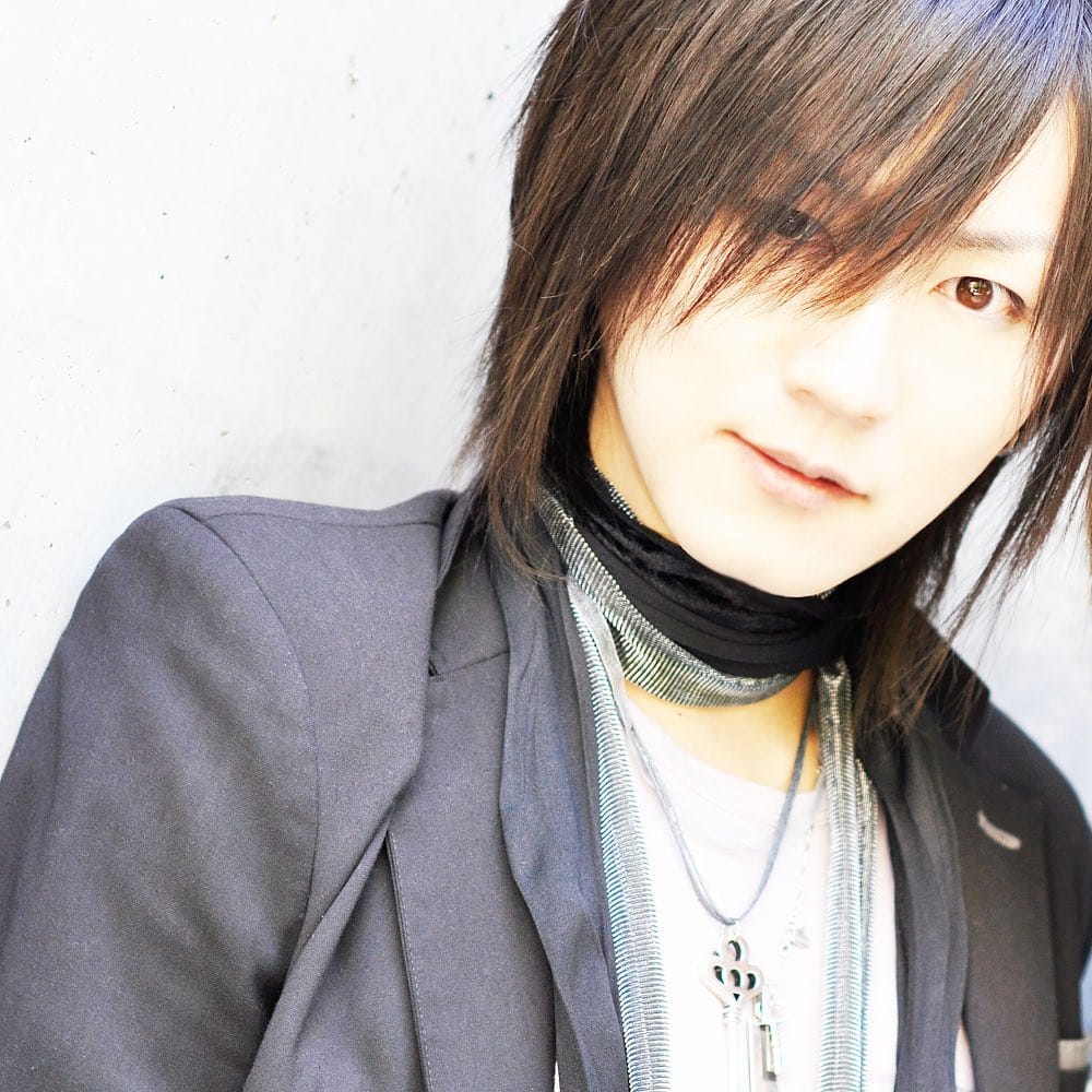 Post 8 by Tomo Asaha Official🎸 on Instagram (image)