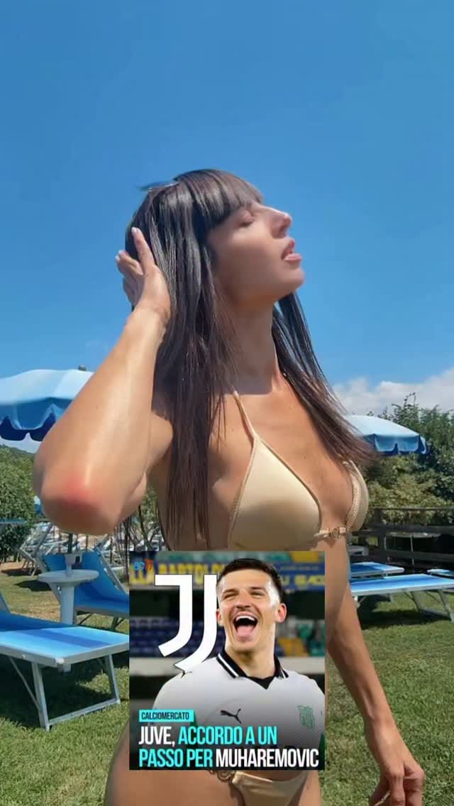 Post 1 by ELISA CHIARA on Instagram (video)