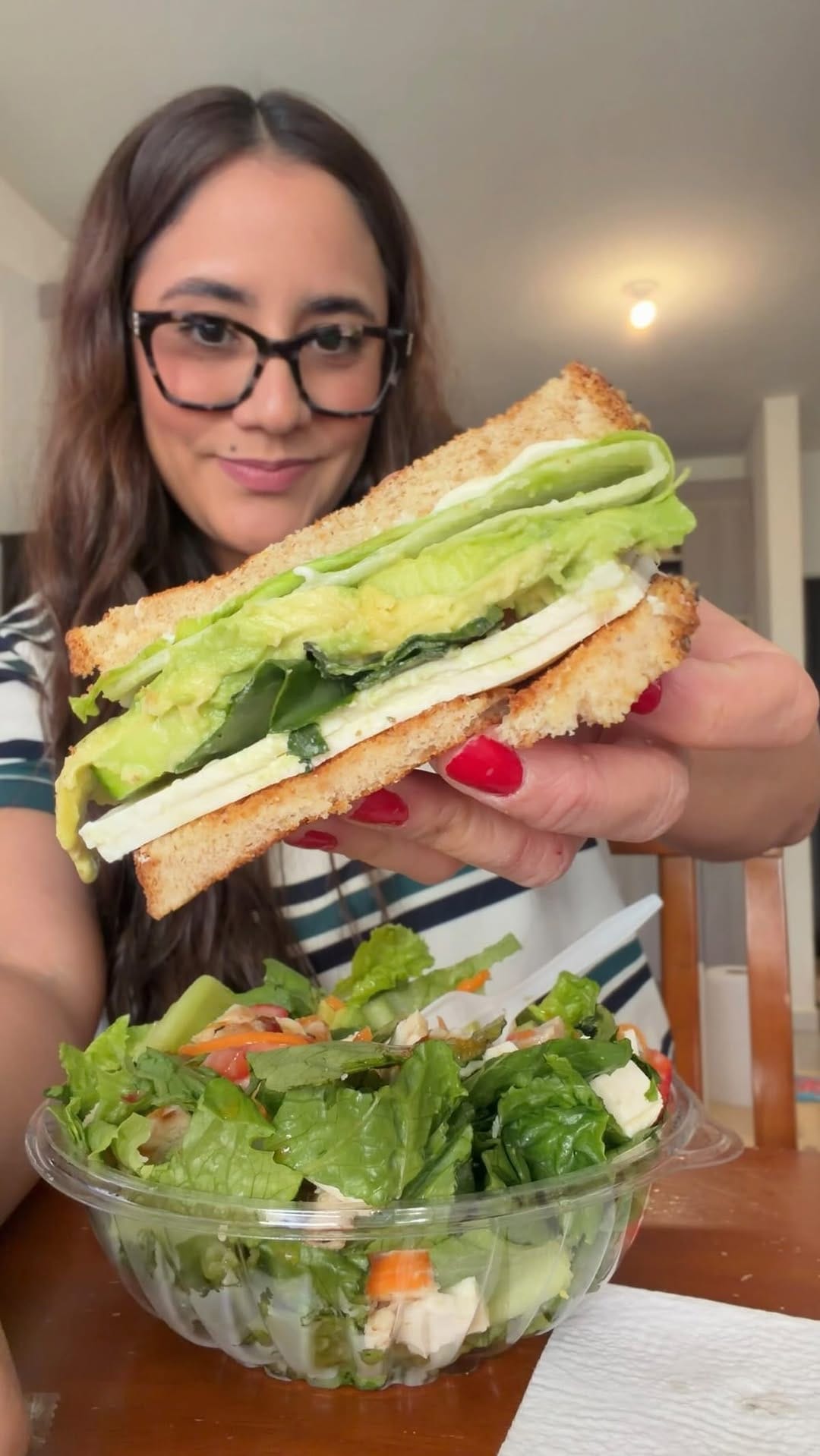 Post 3 by Vero Meza on Instagram (video)