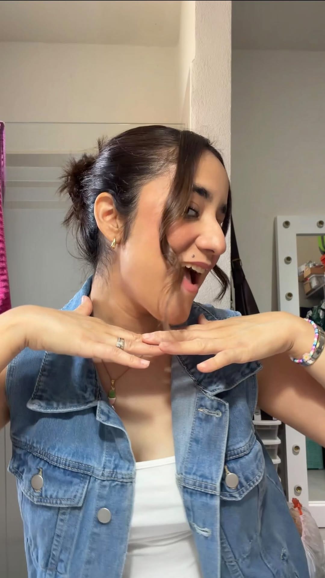 Post 9 by Vero Meza on Instagram (video)
