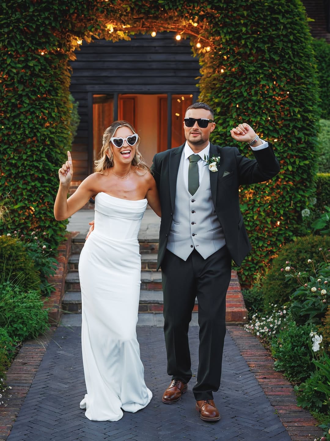 Post 2 by Phil Quinnell - Wedding Photographer on Instagram (carousel)